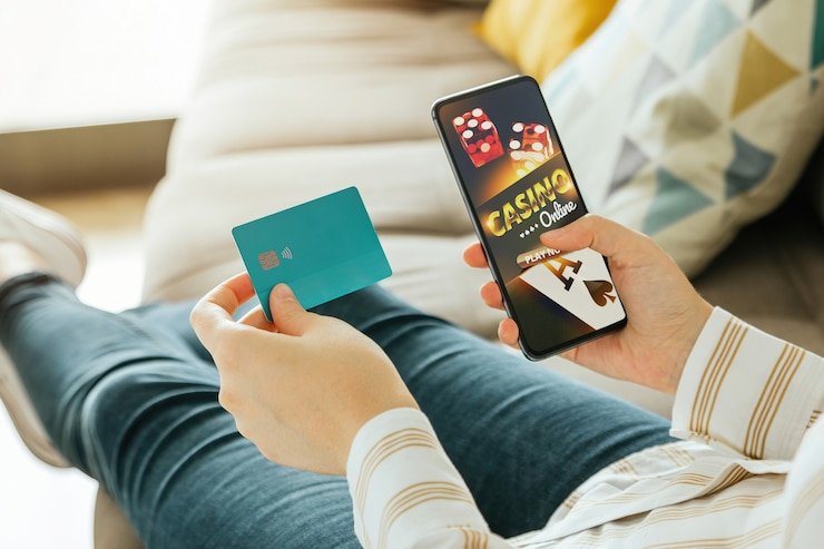 Tampilan meja Auto Roulette cyberhackid di layar ponsel dengan opsi QRIS dan DANA